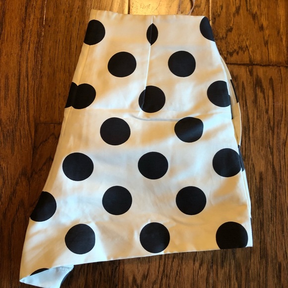 Playful polka dot shorts - Picture 2 of 3